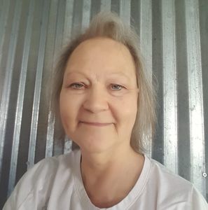 Meet your Posher, Malinda